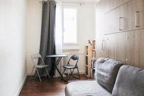 Charming studio of 15 m2 in the 20th - Paris